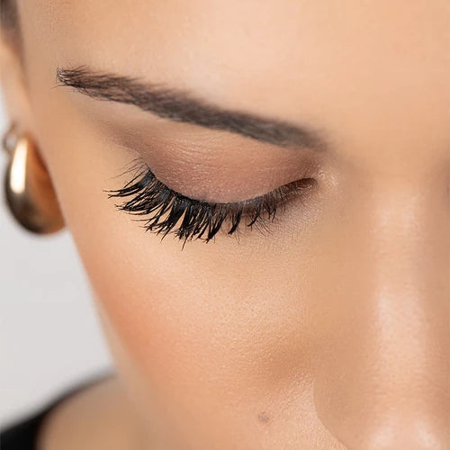 Amma Wishlashes - Faux Cils Effet Oeil De Chat 101